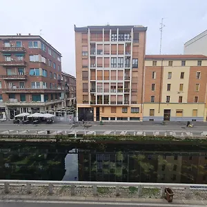 navigli-ascanio-sforza-cozy-apartment.it-lombardy.com/